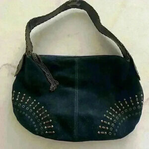 Vintage apt 9 suede leather women’s shoulder bag.